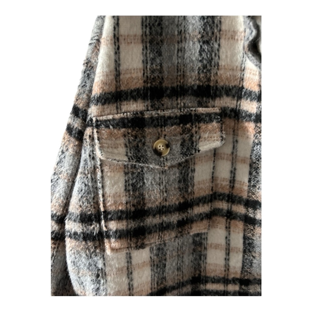 NWT Good American Plaid Shacket in Neutral‎ - Picture 5 of 7